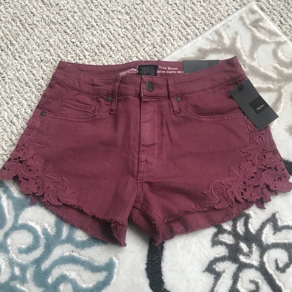Mossimo Supply Co. Pants - 3/$15 Lace shorts High Rise